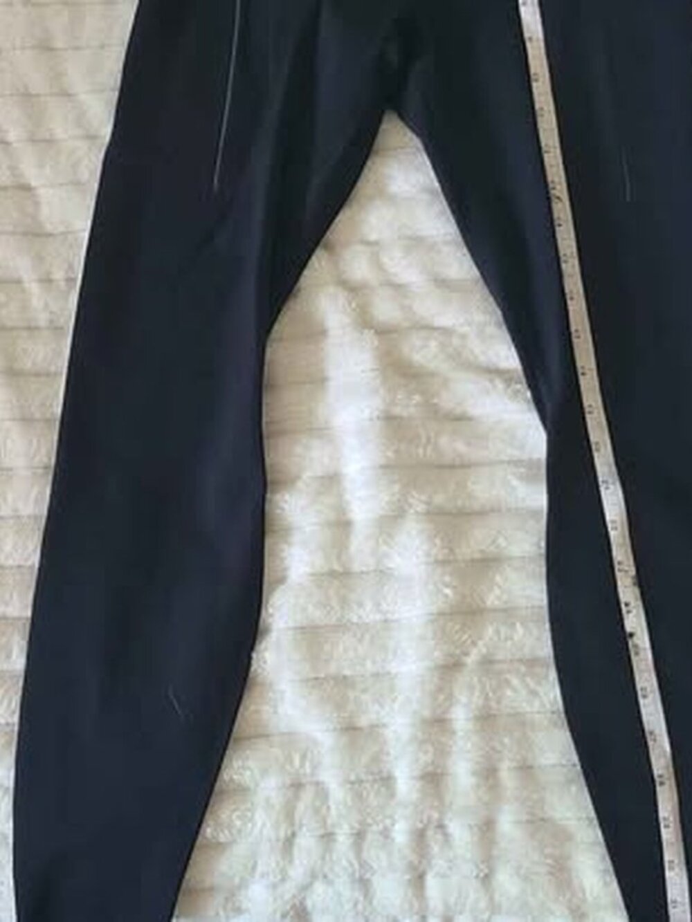 Nike Black High-Waisted Leggings with Pockets